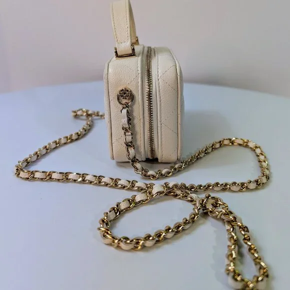 Chanel White Caviar Leather Mini Top Handle Vanity Case - Picture 3 of 16